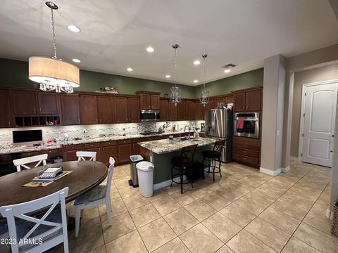4294 S Summit St, Gilbert, AZ 85297 photo 8