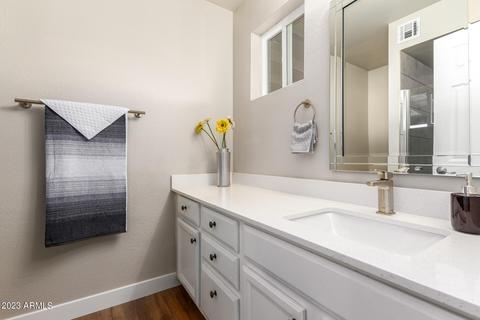 2154 E Greenway Dr, Tempe, AZ 85282 photo 21
