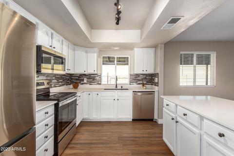 2154 E Greenway Dr, Tempe, AZ 85282 photo 15