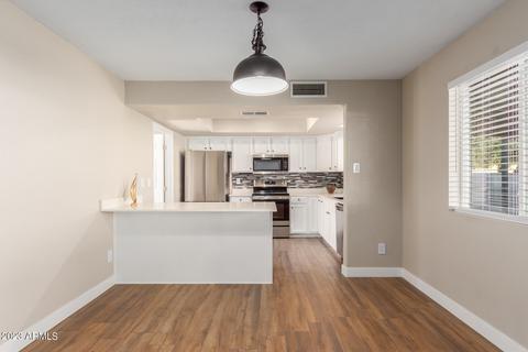 2154 E Greenway Dr, Tempe, AZ 85282 photo 11