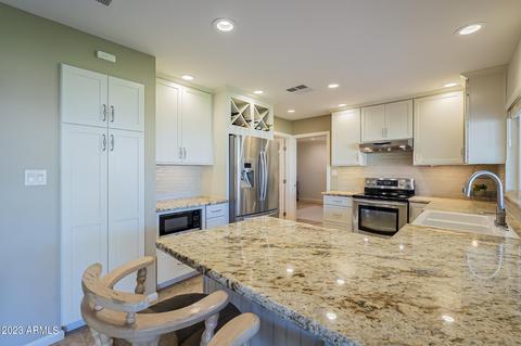 2602 E Shangri La Rd, Phoenix, AZ 85028 photo 12