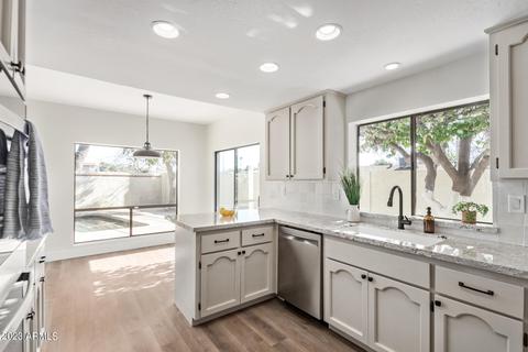1535 E Montebello Ave, Phoenix, AZ 85014 photo 9