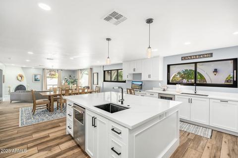 1010 E Sorenson St, Mesa, AZ 85203 photo 4