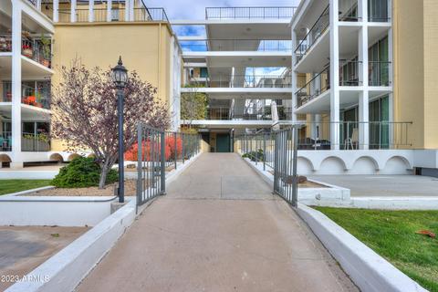 6502 N Central Ave #B202, Phoenix, AZ 85012