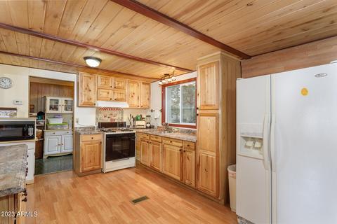 3439 Top View Rd, Overgaard, AZ 85933 photo 6