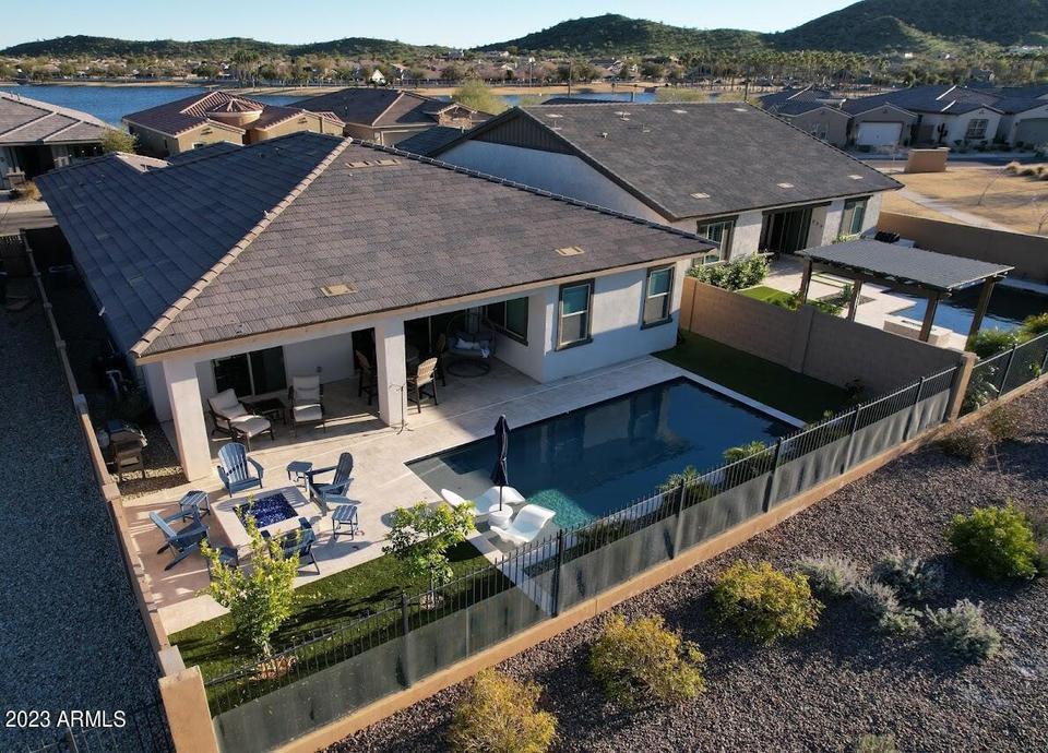  18210 W Hope Dr, Goodyear, AZ 85338 photo 3