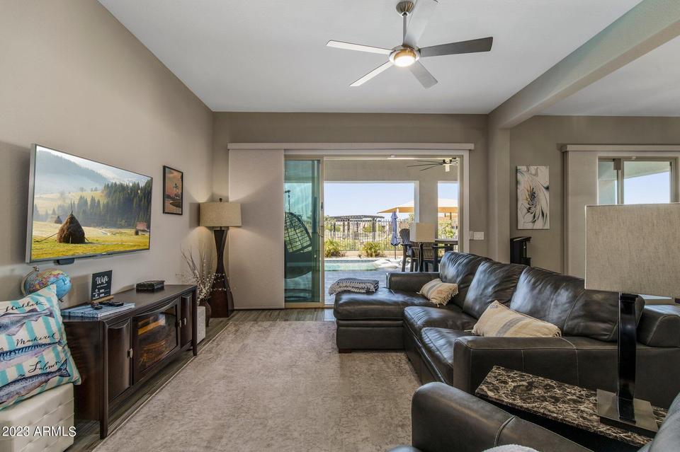  18210 W Hope Dr, Goodyear, AZ 85338 photo 14