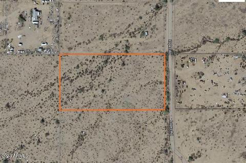 900 S Lopez Rd #15, Maricopa, AZ 85144