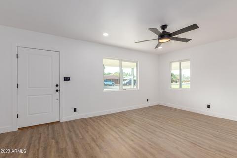 2818 Earll Dr, Phoenix, AZ 85016 photo 5