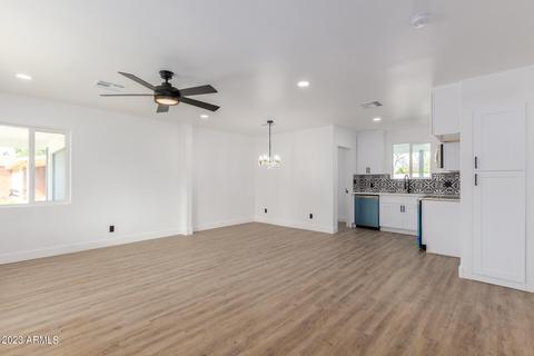 2818 Earll Dr, Phoenix, AZ 85016 photo 8