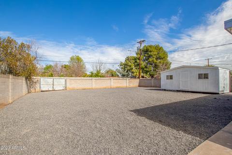 2818 Earll Dr, Phoenix, AZ 85016 photo 25