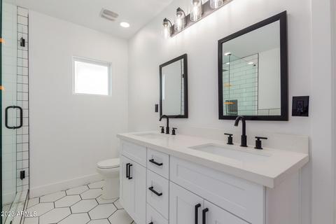 2818 Earll Dr, Phoenix, AZ 85016 photo 17