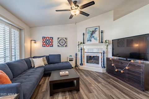 1237 W Seashore Dr, Gilbert, AZ 85233 photo 5