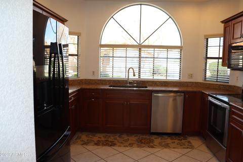 919 E Hearne Way, Gilbert, AZ 85234 photo 8
