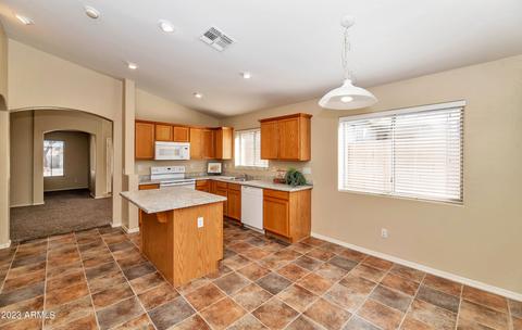 9213 W Serrano St, Phoenix, AZ 85037 photo 8