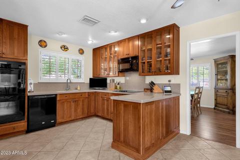 5031 E Osborn Rd, Phoenix, AZ 85018 photo 16
