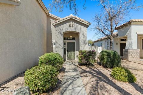 2584 E Brooks St, Gilbert, AZ 85296 photo 4