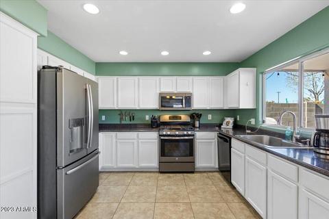 2584 E Brooks St, Gilbert, AZ 85296 photo 9