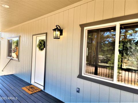 588 Rim Rd, Pinedale, AZ 85934