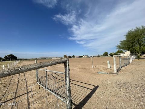 6927 S 219th Rd #Y, Buckeye, AZ 85326