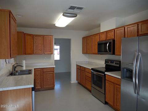 3601 E Clarendon Ave, Phoenix, AZ 85018 photo 6