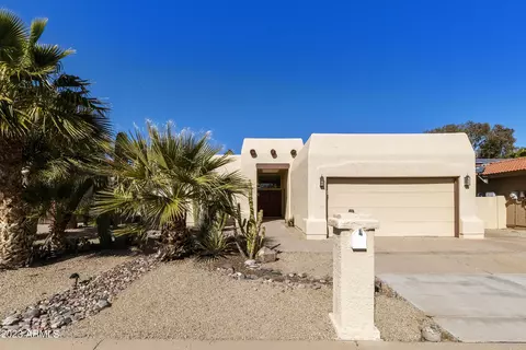 10918 E Sunnydale Dr, Sun Lakes, AZ 85248