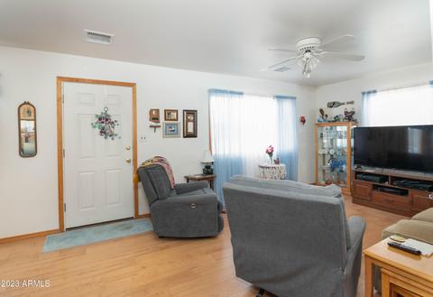 2075 Shadow Pines Dr, Overgaard, AZ 85933 photo 5