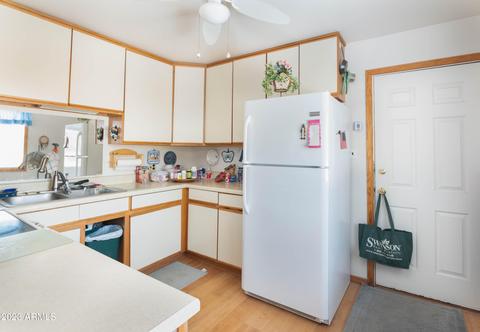 2075 Shadow Pines Dr, Overgaard, AZ 85933 photo 4