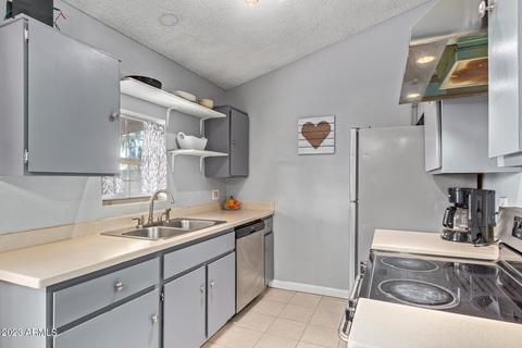 1809 E Sandra Ter, Phoenix, AZ 85022 photo 11