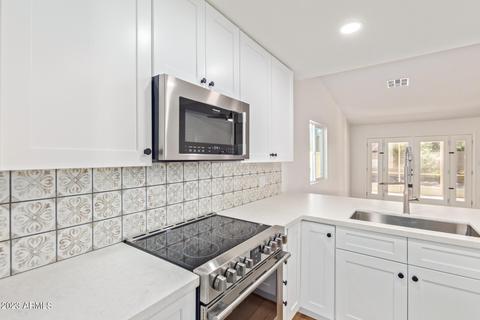 5007 E Magic Stone Dr, Phoenix, AZ 85044 photo 8