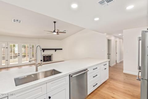 5007 E Magic Stone Dr, Phoenix, AZ 85044 photo 9