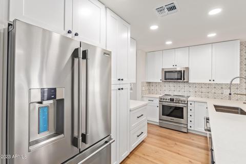 5007 E Magic Stone Dr, Phoenix, AZ 85044 photo 3