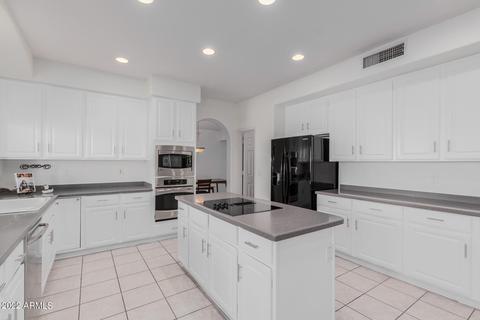 3302 E Desert Flower Ln, Phoenix, AZ 85044 photo 10