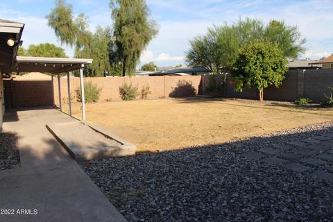 2233 E Laurel Ln, Phoenix, AZ 85028 photo 15