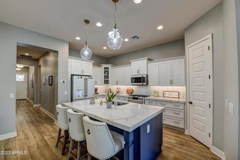 3862 E Arabian Dr, Gilbert, AZ 85296 photo 4