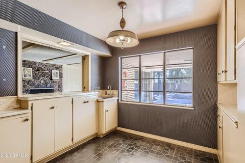 521 E State Ave, Phoenix, AZ 85020 photo 11