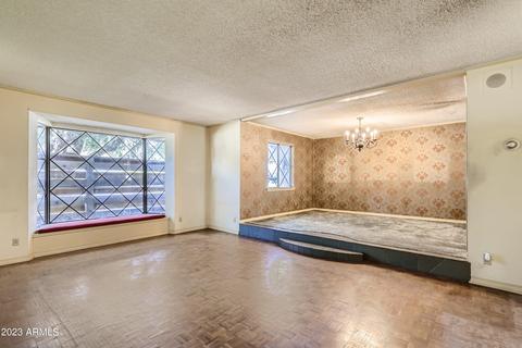 521 E State Ave, Phoenix, AZ 85020 photo 2