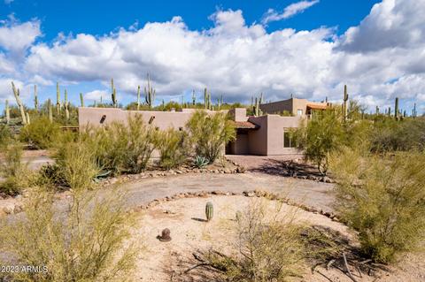 43007 N 20th St, New River, AZ 85087