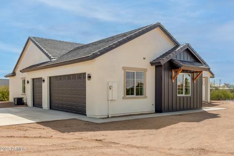865 S Vaquero Rd, Apache Junction, AZ 85119 photo 3
