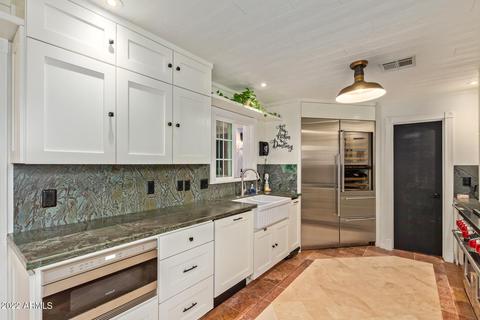 1386 E Windsor Dr, Gilbert, AZ 85296