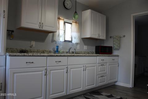 457 W Jones St, Globe, AZ 85501 photo 13