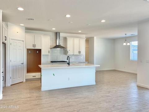 9812 E Satellite Dr, Mesa, AZ 85212 photo 4