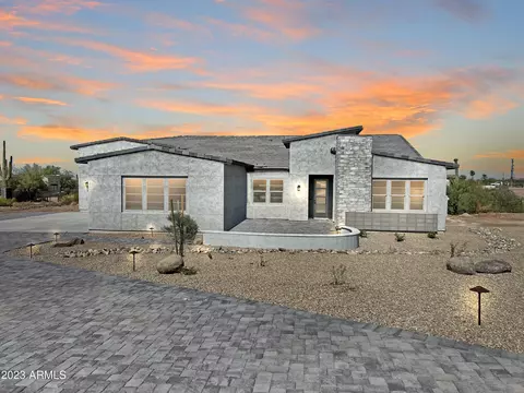 522 N Sun Rd, Apache Junction, AZ 85119 photo 3