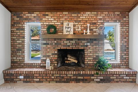 4402 E Beck Ln, Phoenix, AZ 85032 photo 9