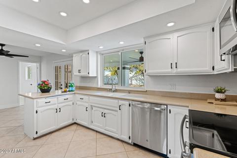 4402 E Beck Ln, Phoenix, AZ 85032 photo 14