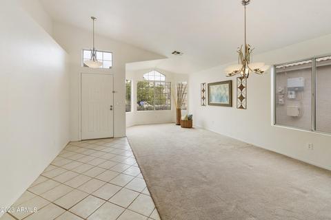 167 W Smoke Tree Rd, Gilbert, AZ 85233 photo 5