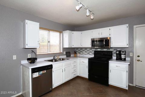1326 E Hearne Way, Gilbert, AZ 85234 photo 11