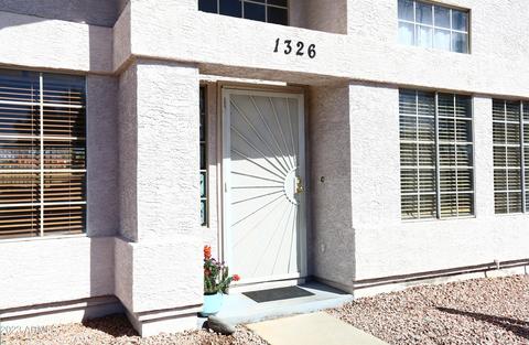 1326 E Hearne Way, Gilbert, AZ 85234 photo 3