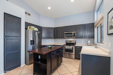 302 E Rawhide Ave, Gilbert, AZ 85296 photo 4