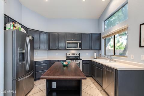 302 E Rawhide Ave, Gilbert, AZ 85296 photo 3